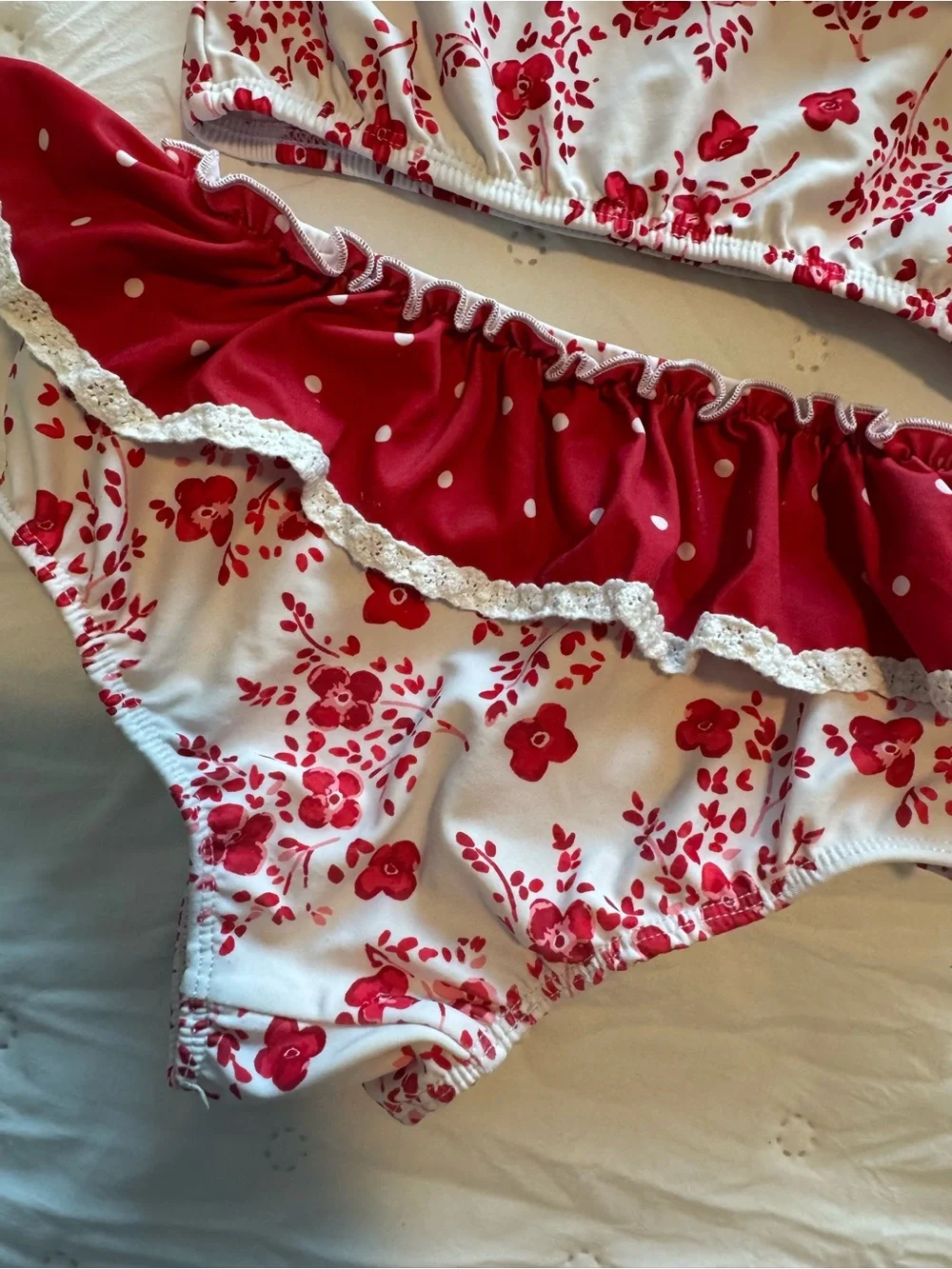SweetHoney Girls size 8Y Red and White Floral Ruffle Kids Bikini